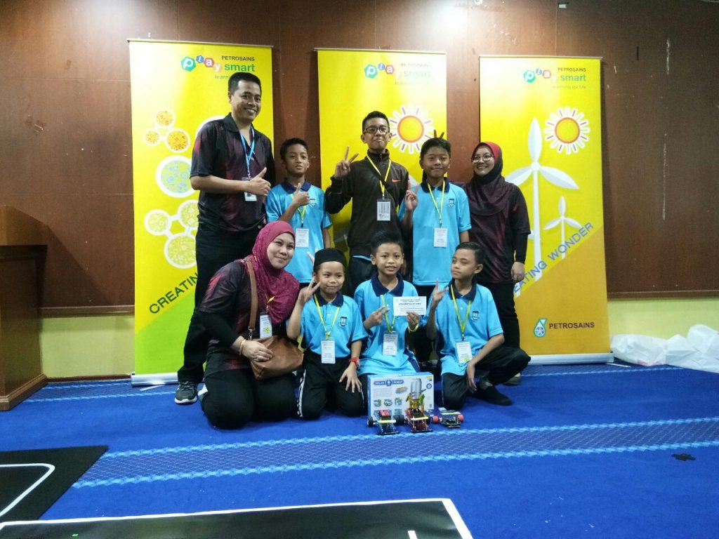 3 Kumpulan Robotik SK Inanam II layak ke Petrosains RBTX Grand Final Competition