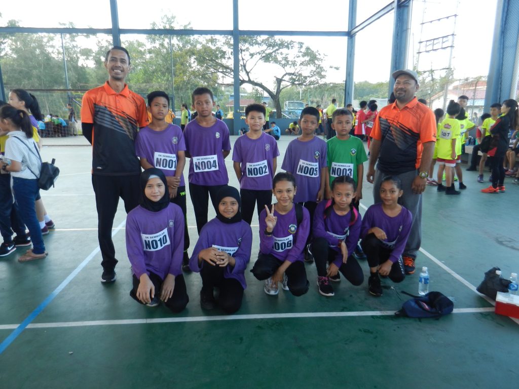 Dua pelajar SK Sembulan berjaya melayakkan diri ke Kejohanan Merentas Desa Peringkat Negeri Sabah 2019