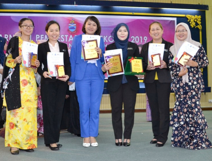 SMK SANZAC raih 2 Anugerah di Majlis Pembestarian Sekolah Peringkat Sabah 2019 – Anugerah Inovasi Pdpc dan Anugerah CAKNA